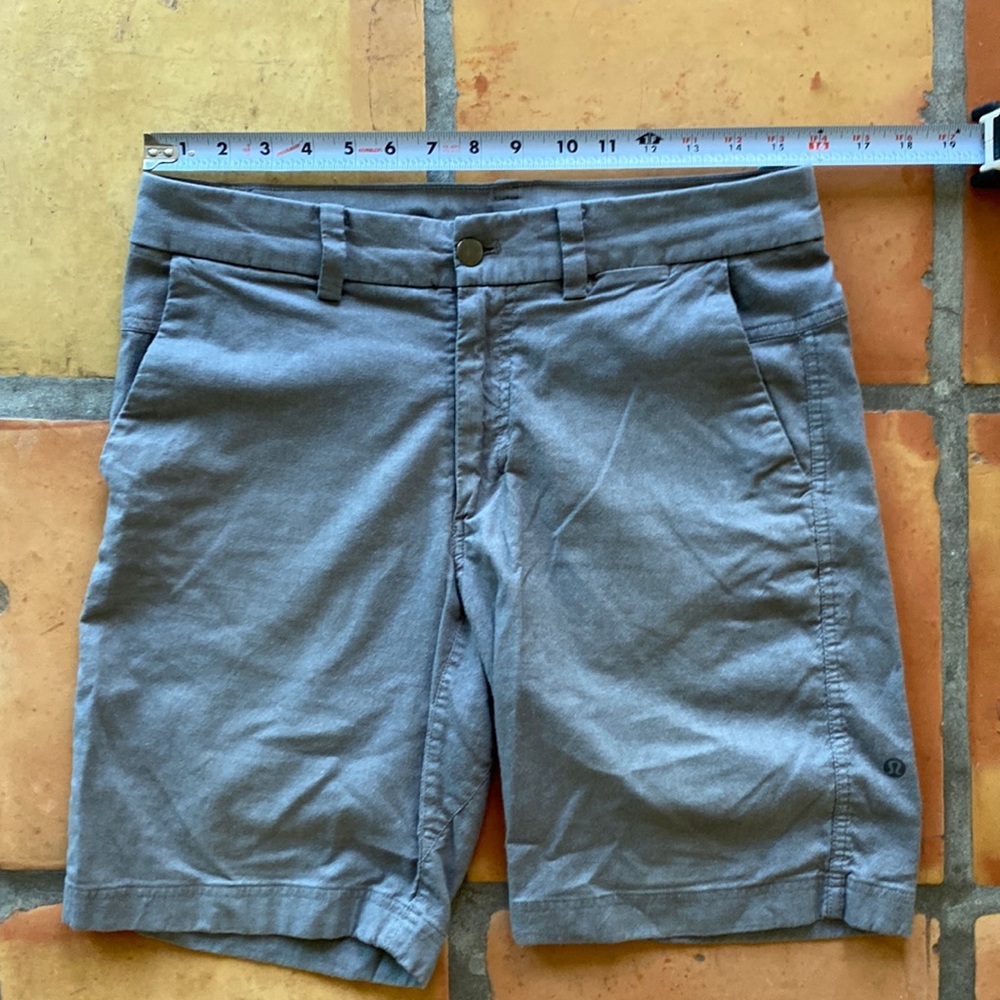 Lululemon gray shorts 31
